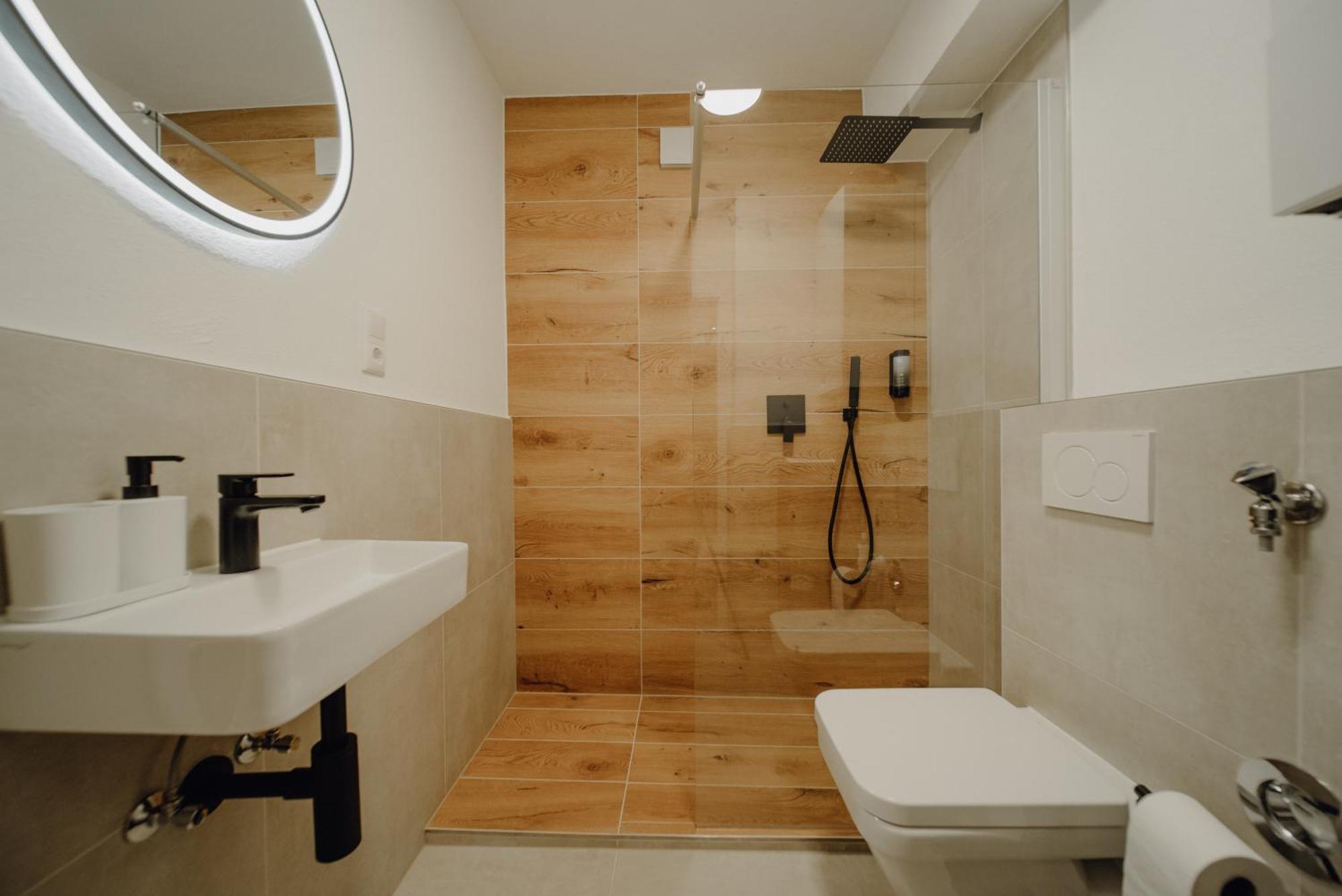 Coblenz Suites - Design Apartment City コブレンツ エクステリア 写真
