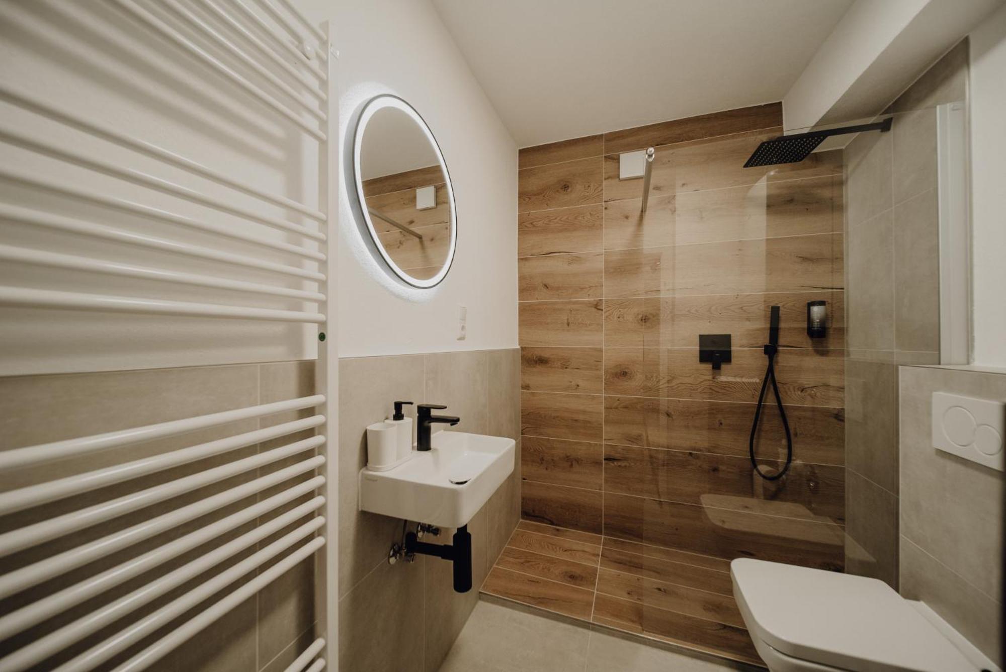 Coblenz Suites - Design Apartment City コブレンツ エクステリア 写真